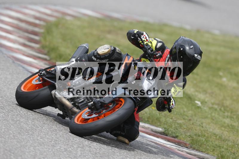 Archiv-2025/07 19.04.2025 Speer Racing ADR/Gruppe gelb/2